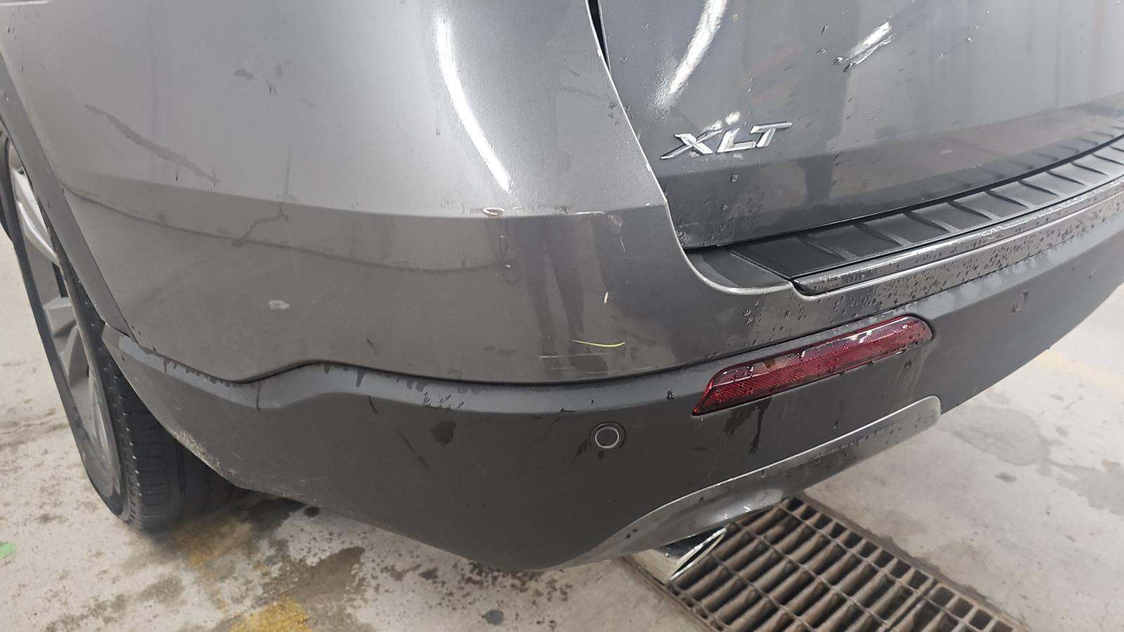 2022 Ford Explorer XLT AWD