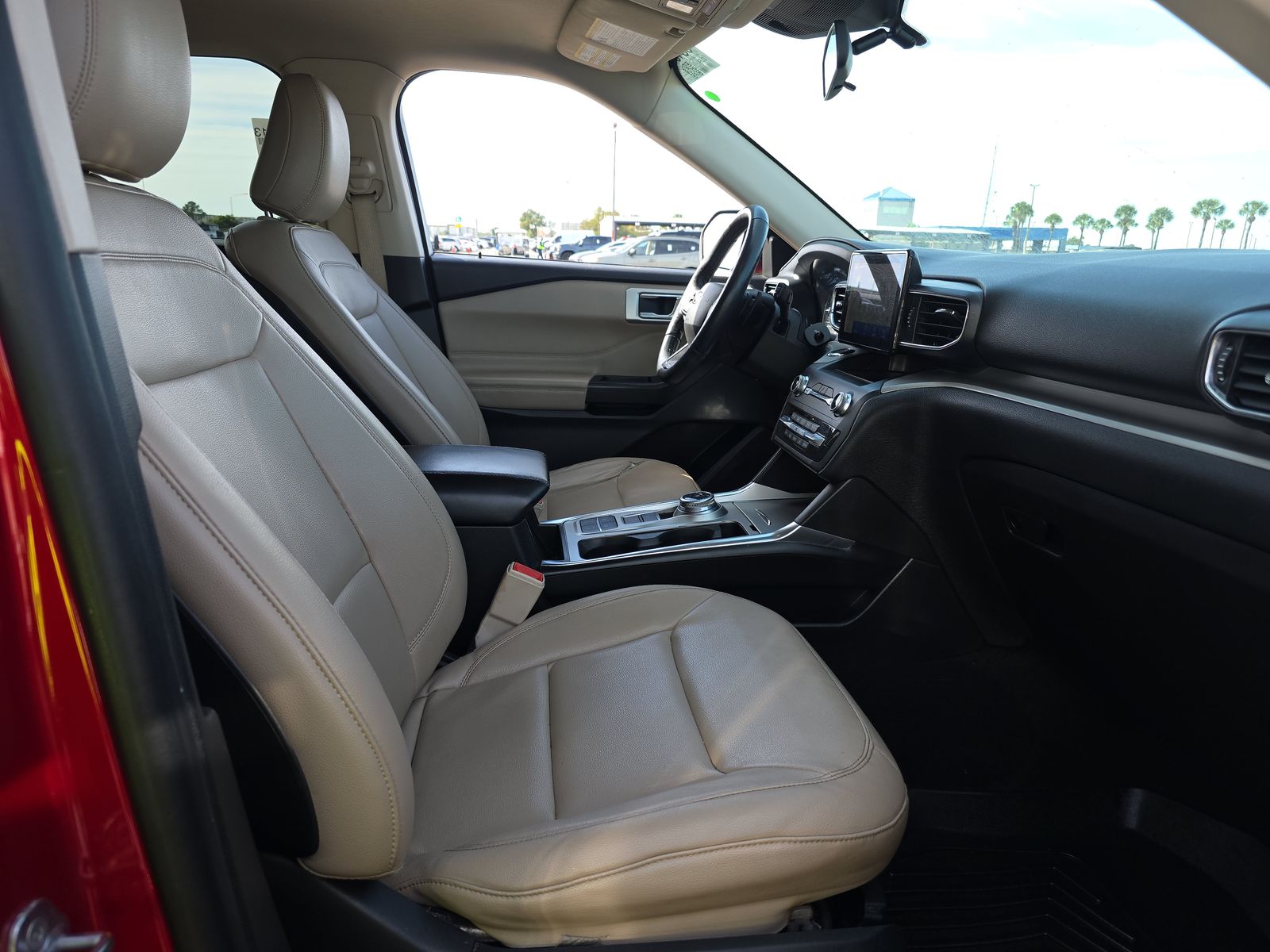 2020 Ford Explorer XLT RWD