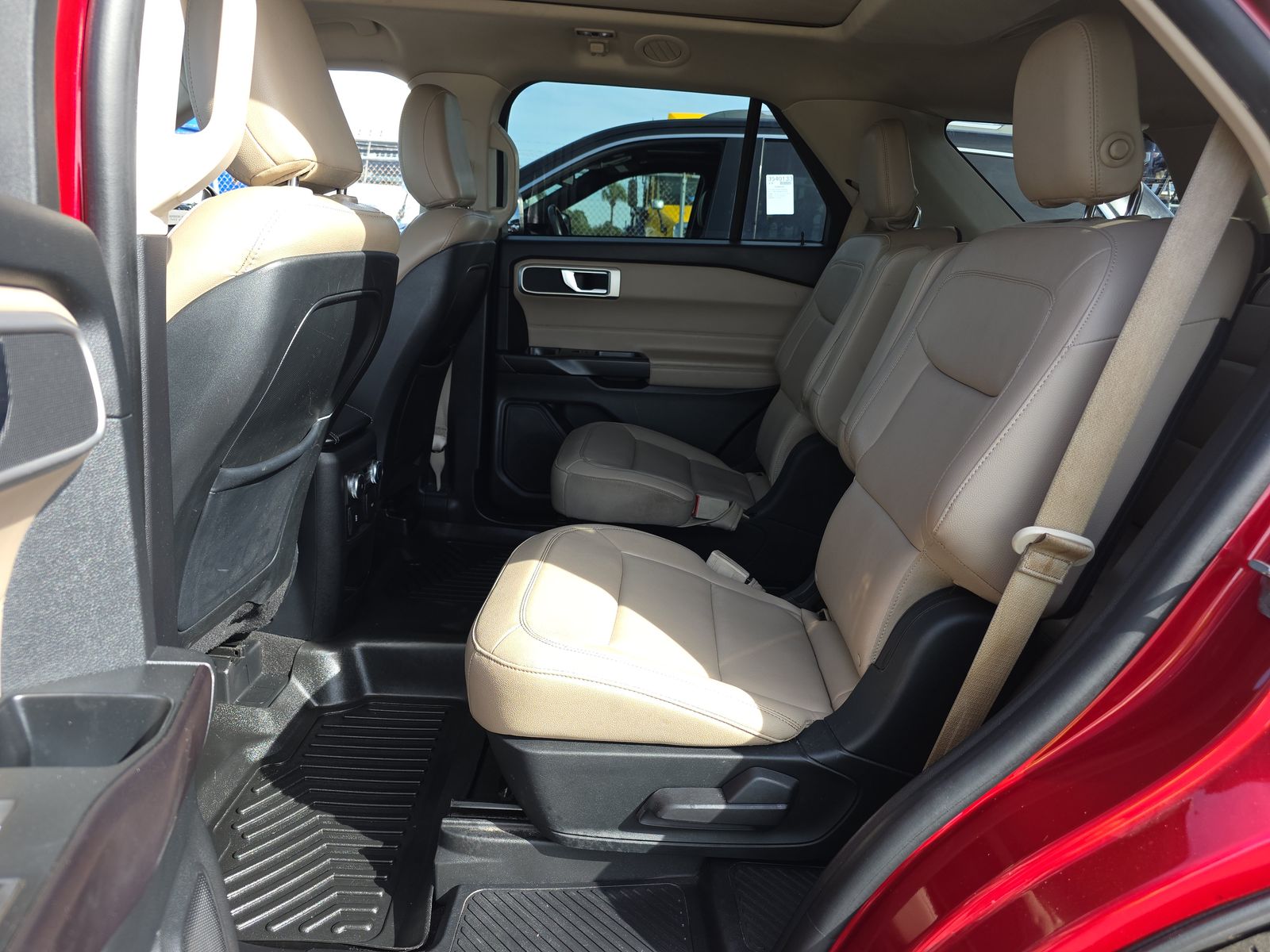 2020 Ford Explorer XLT RWD