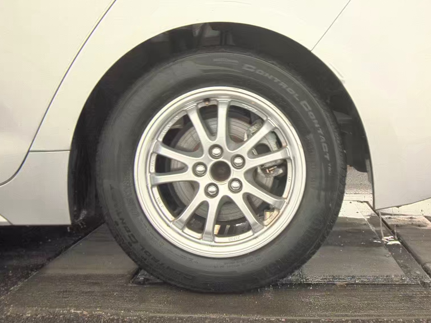 2020 Toyota Corolla Hybrid LE FWD