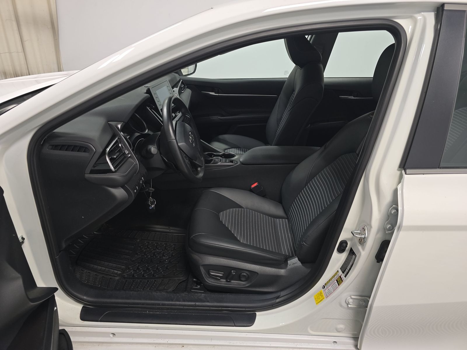 2024 Toyota Camry Hybrid SE FWD