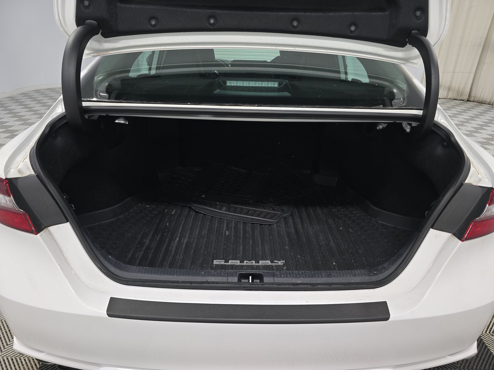 2024 Toyota Camry Hybrid SE FWD