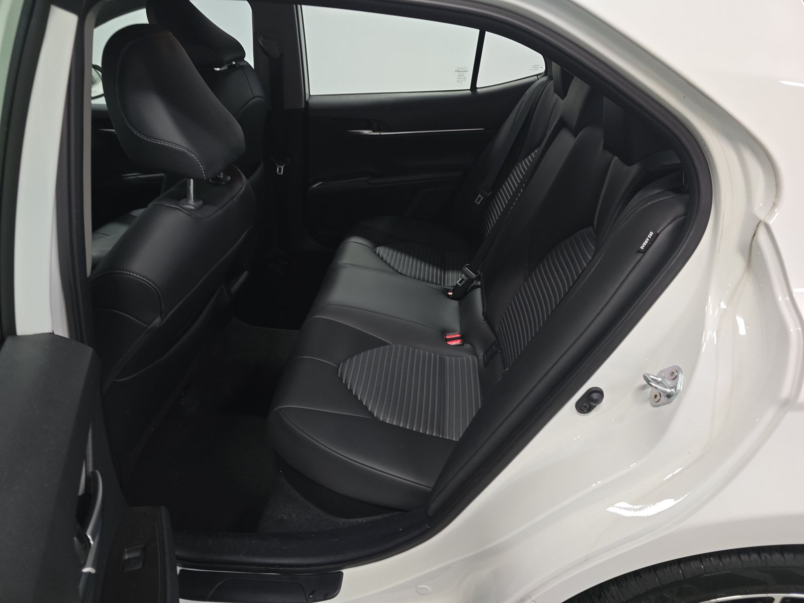 2024 Toyota Camry Hybrid SE FWD