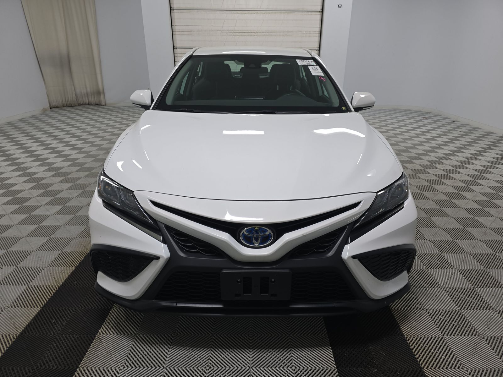 2024 Toyota Camry Hybrid SE FWD