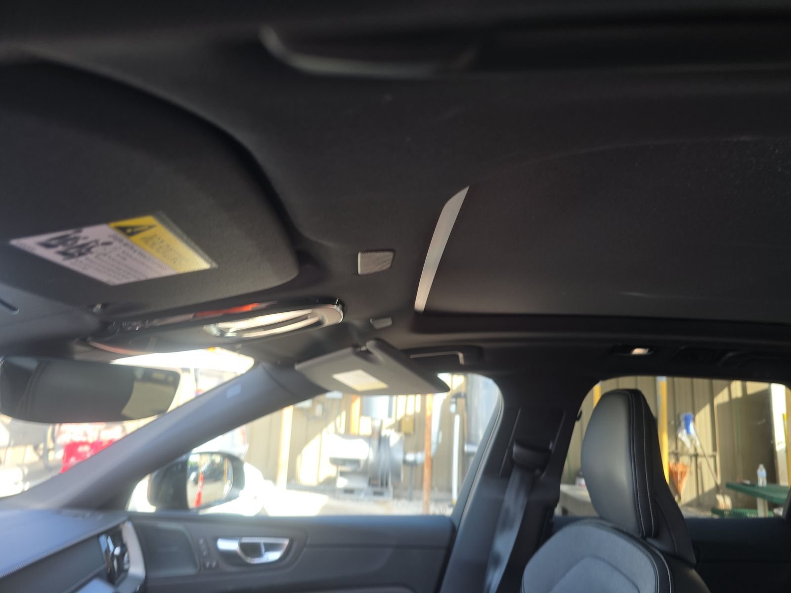 2022 Volvo XC60 B5 R-Design FWD