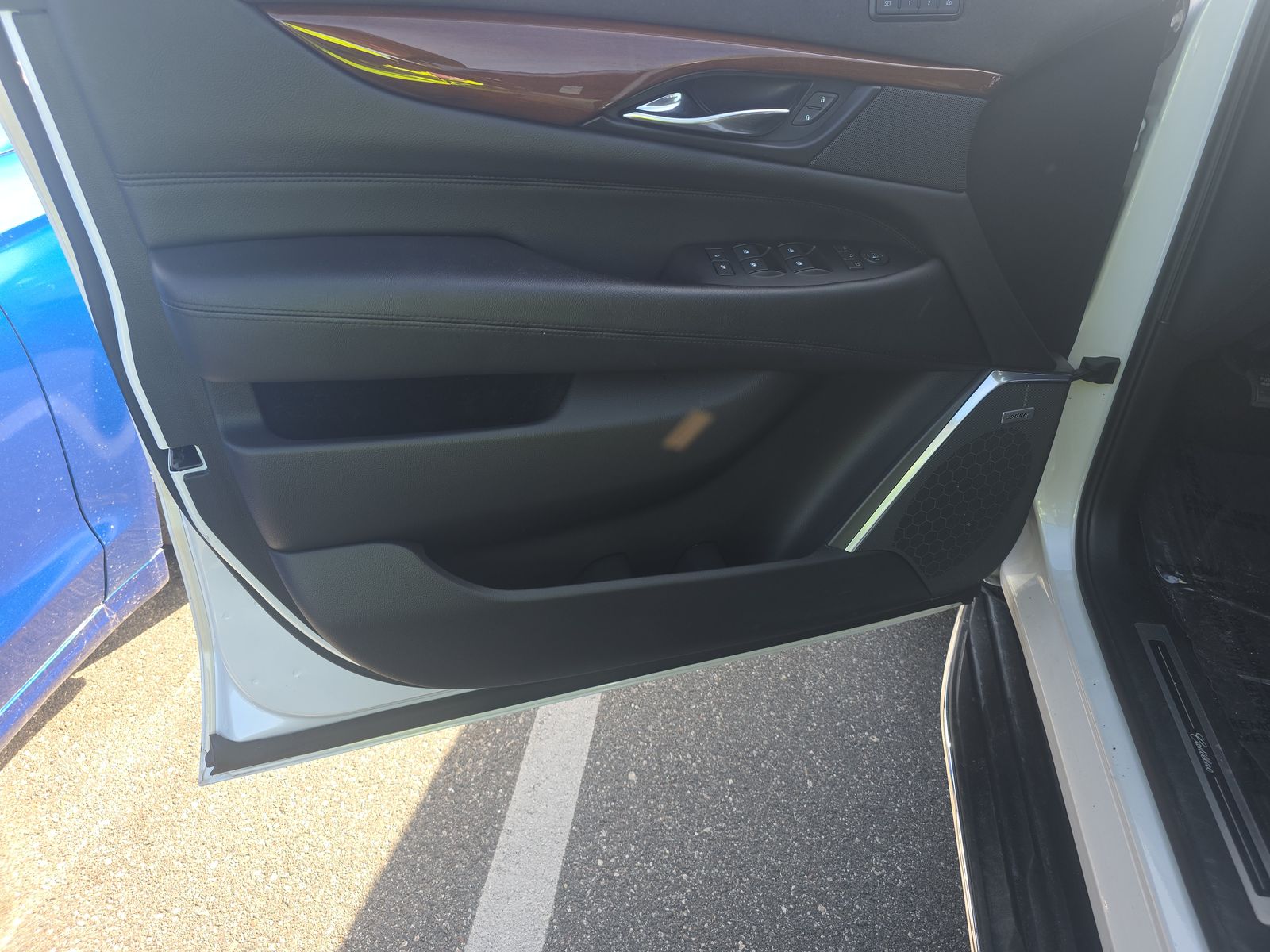 2020 Cadillac Escalade Luxury AWD