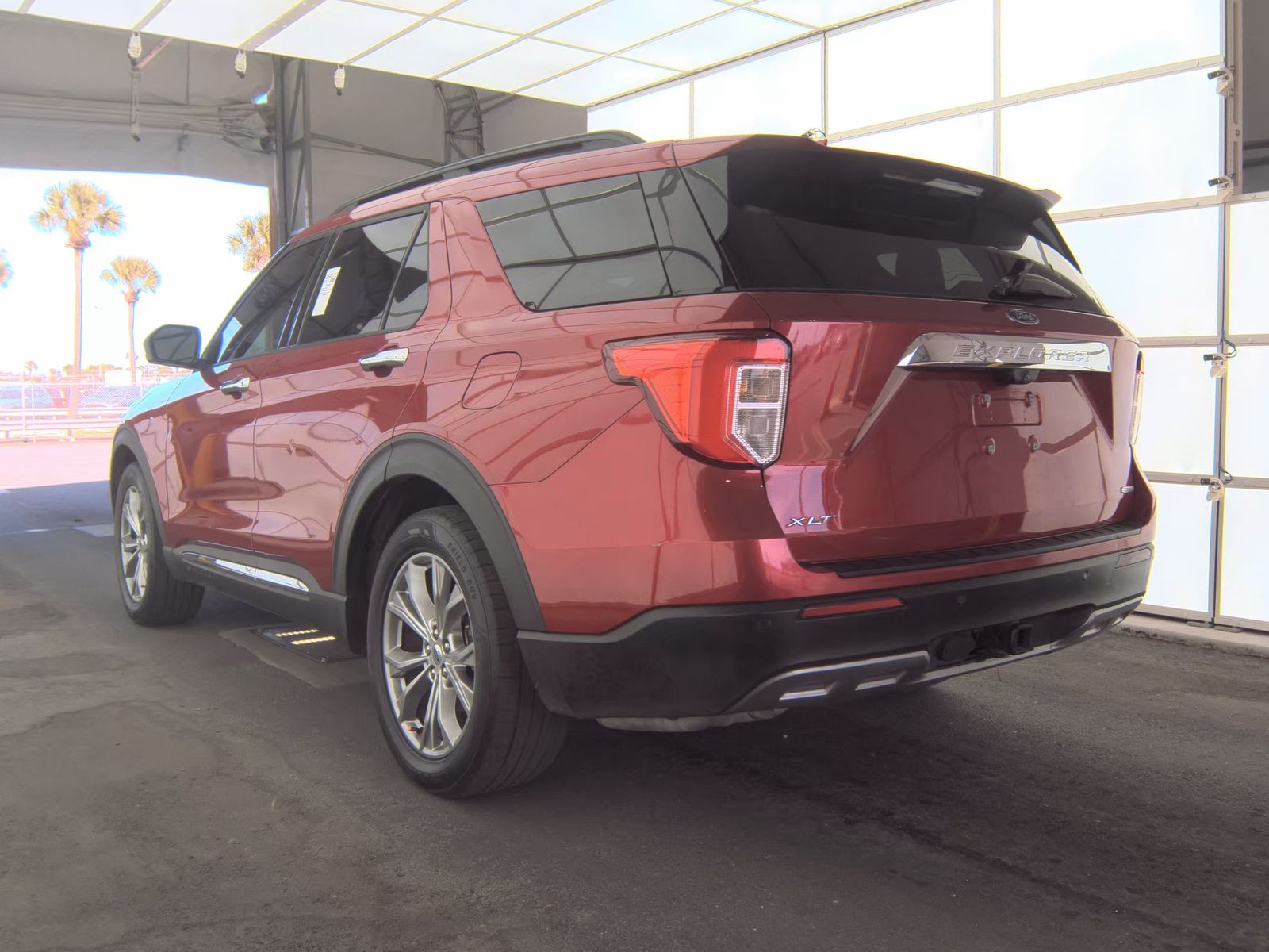 2020 Ford Explorer XLT RWD