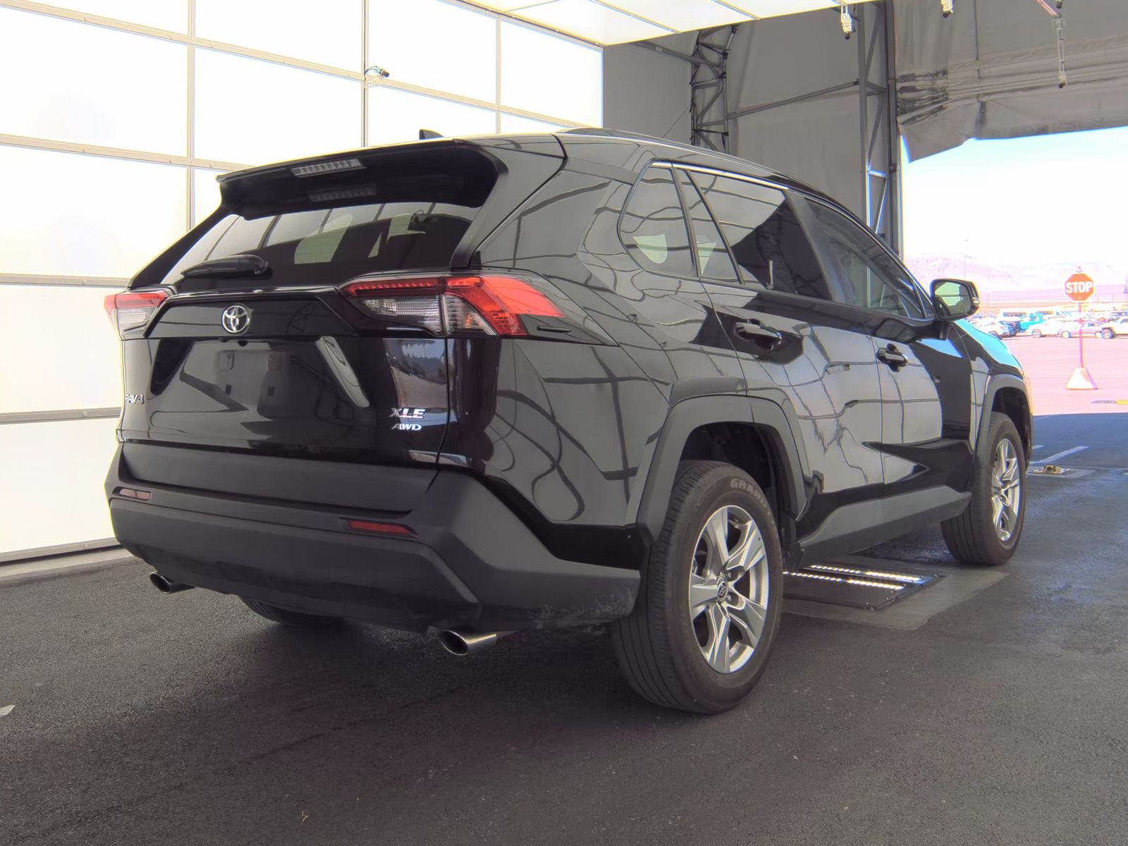 2024 Toyota RAV4 XLE AWD