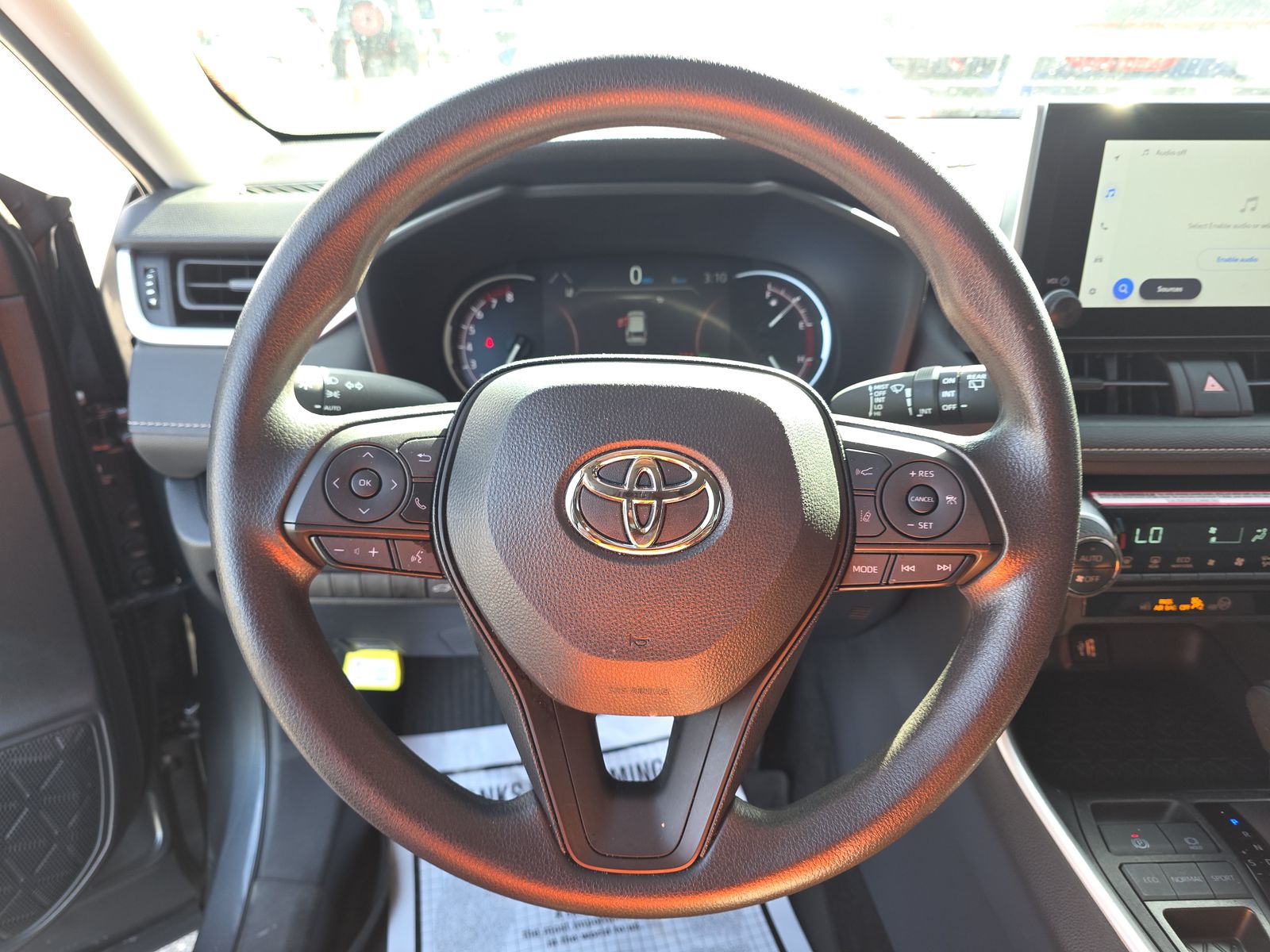 2024 Toyota RAV4 XLE FWD
