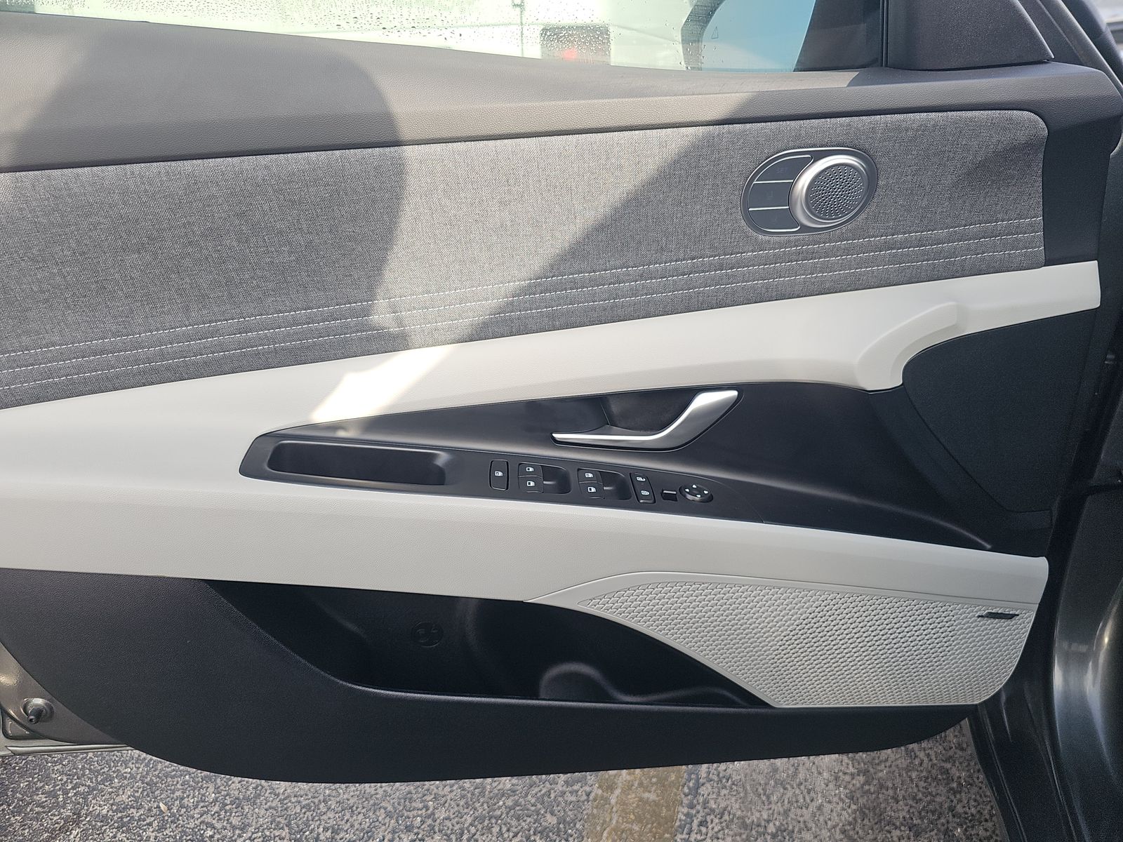 2025 Hyundai Elantra Hybrid Limited FWD