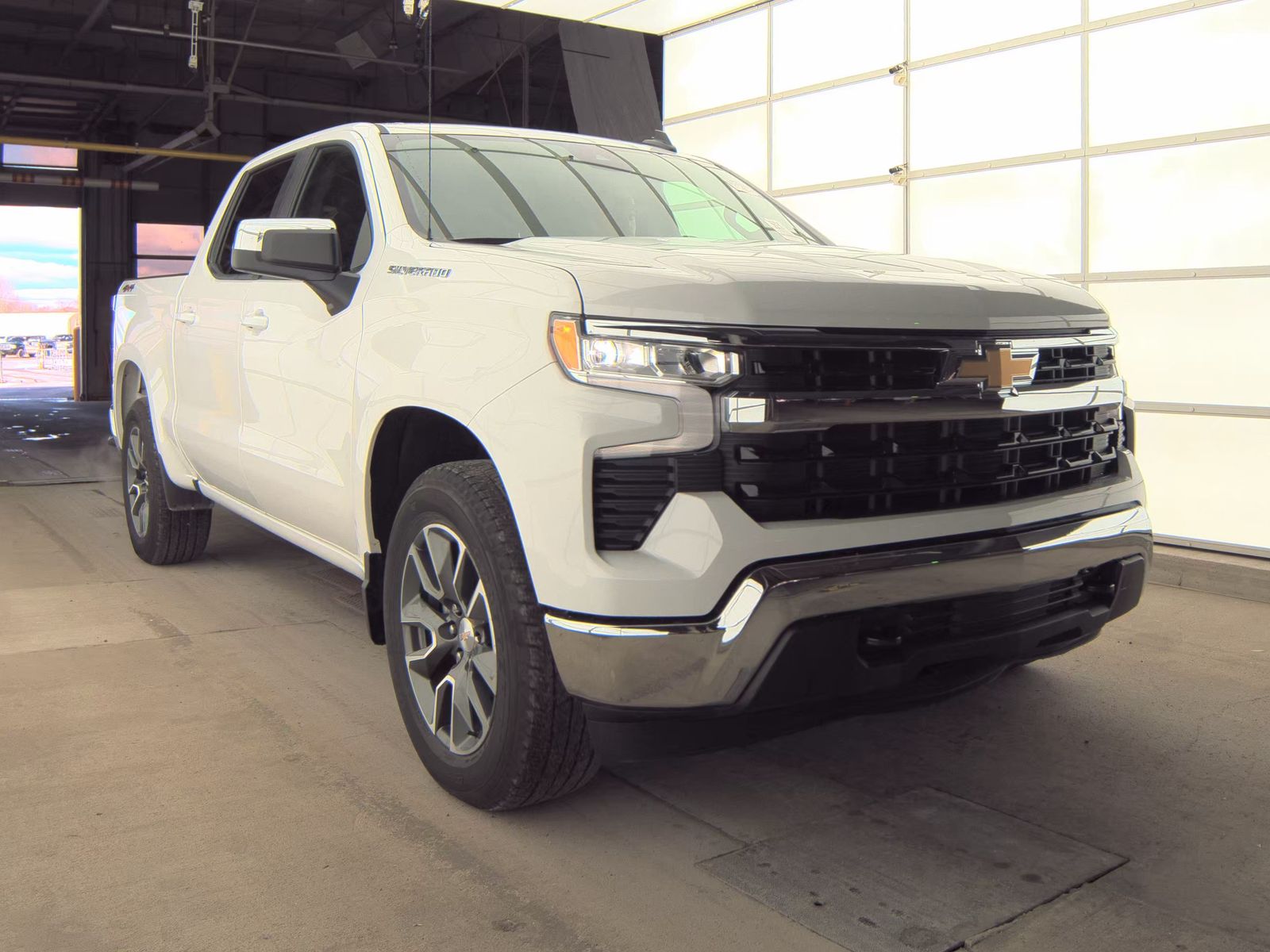 2023 Chevrolet Silverado 1500 LT AWD