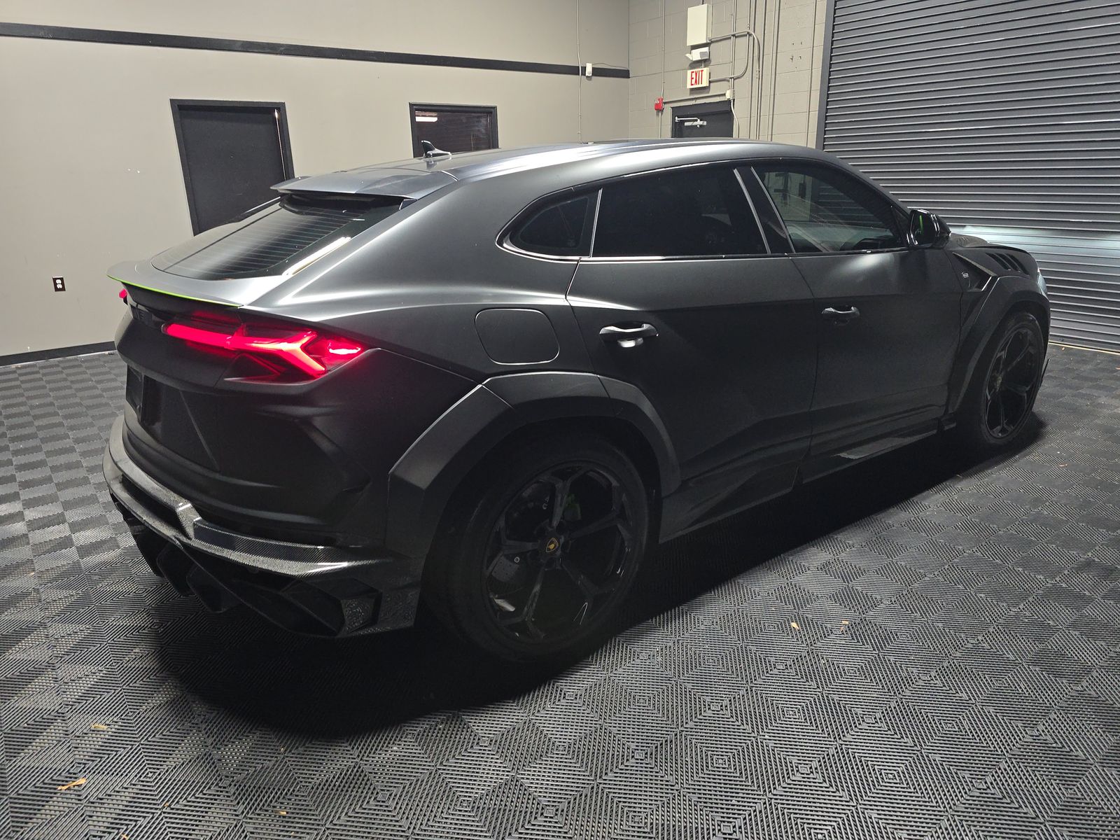2020 Lamborghini Urus Base AWD