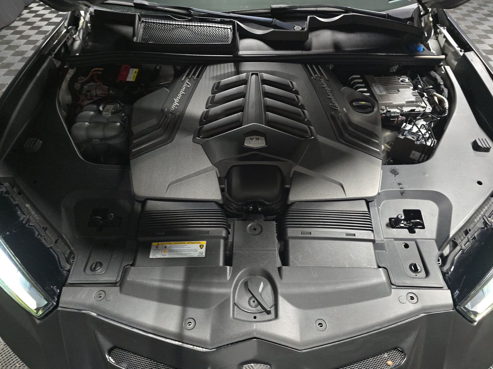 2020 Lamborghini Urus Base AWD