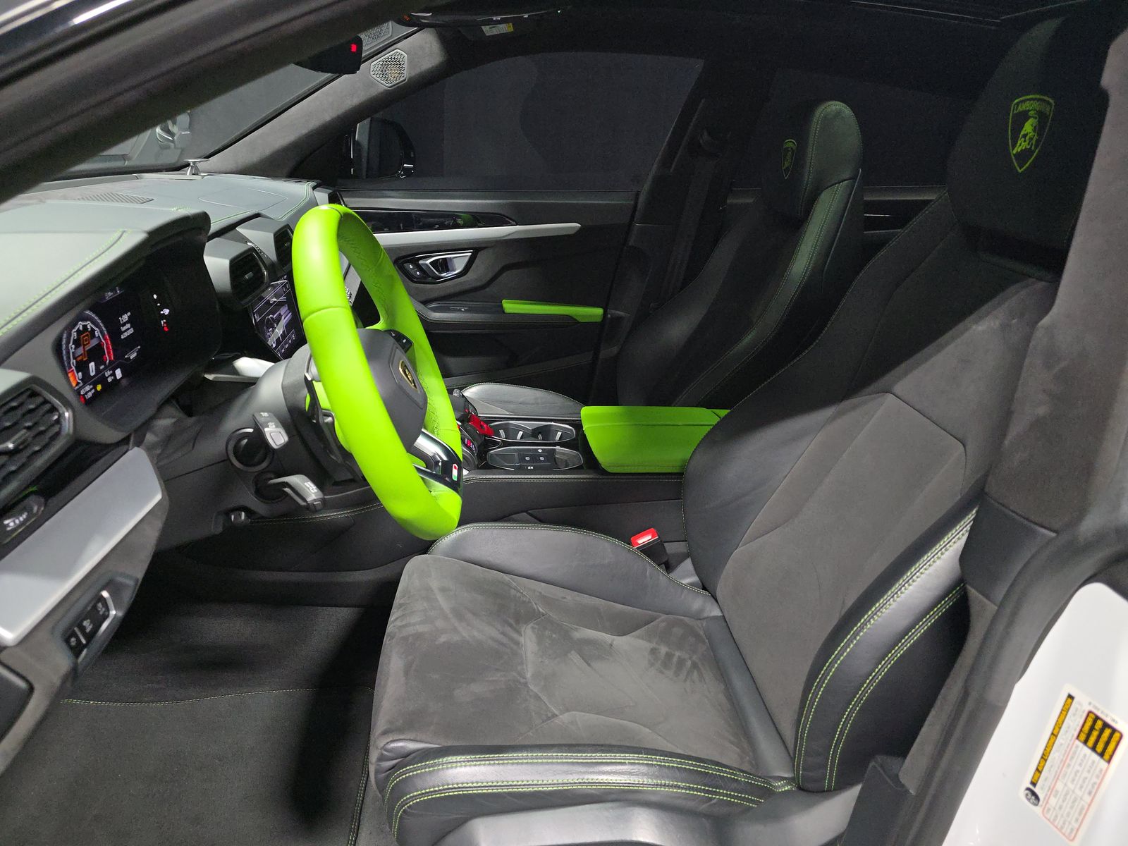 2020 Lamborghini Urus Base AWD