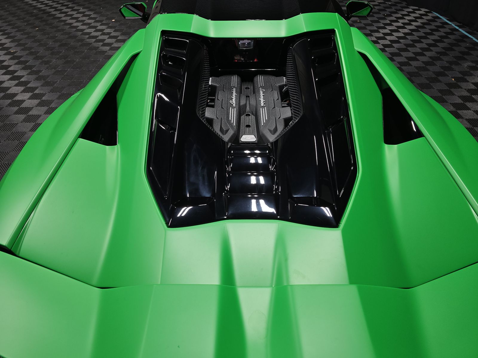 2024 Lamborghini Revuelto Base AWD