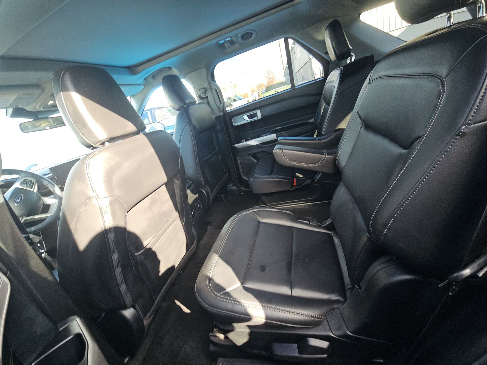 2023 Ford Explorer XLT AWD