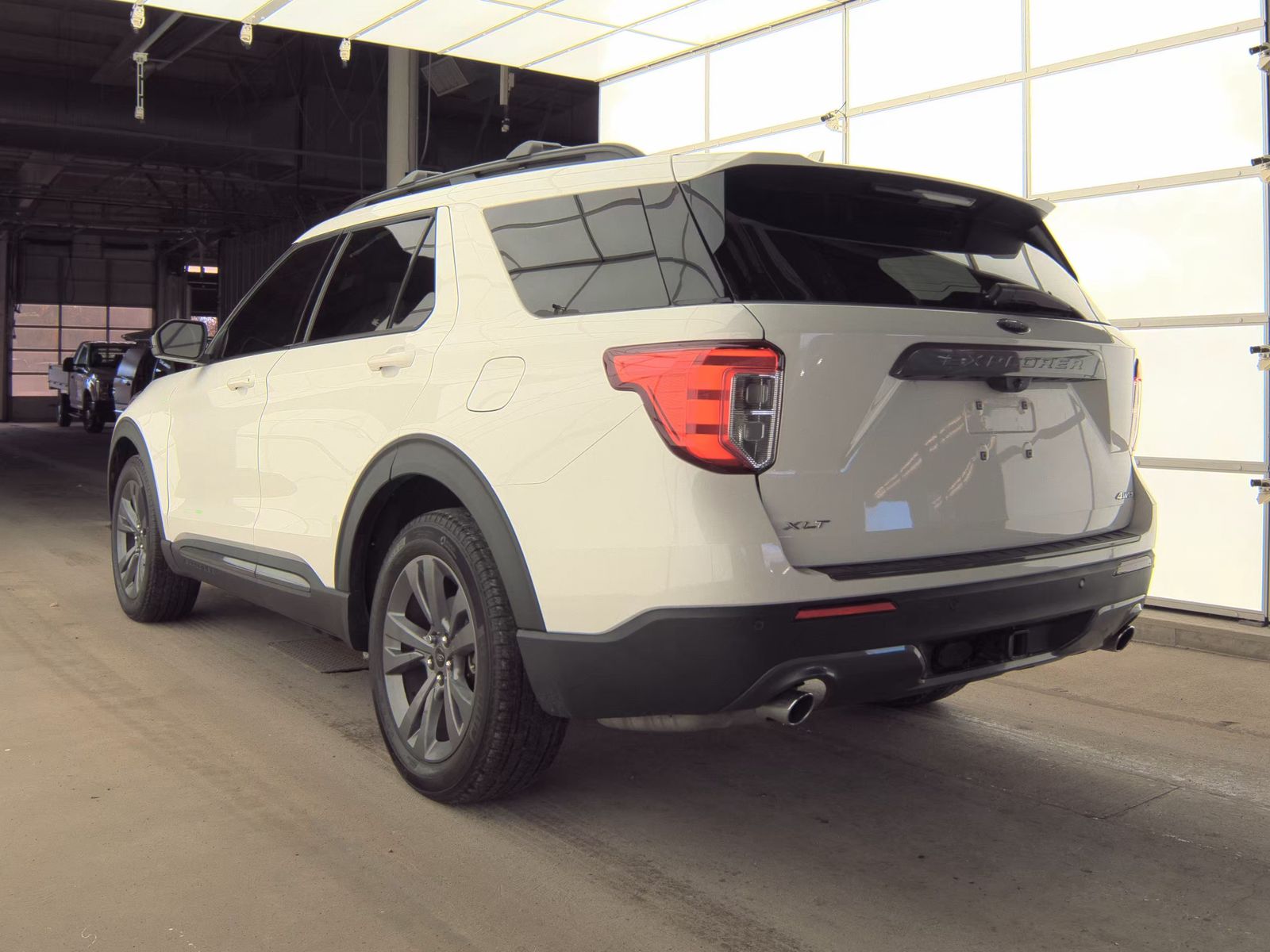 2023 Ford Explorer XLT AWD