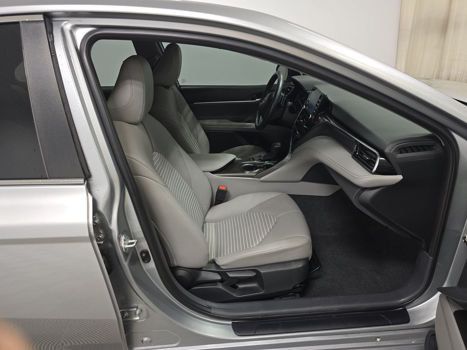 2023 Toyota Camry SE FWD