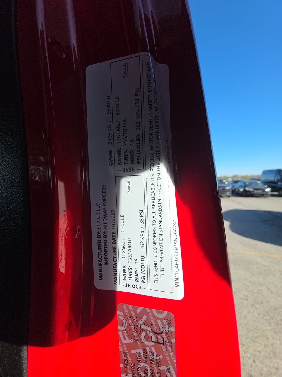 2023 Jeep Wrangler Sahara AWD