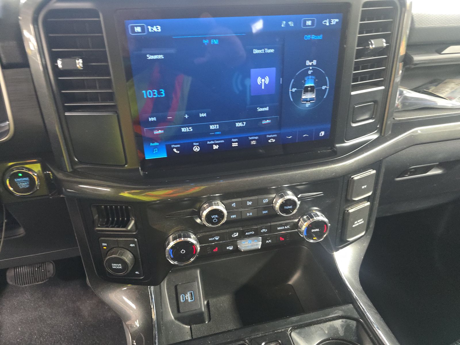 2023 Ford F-150 XLT AWD