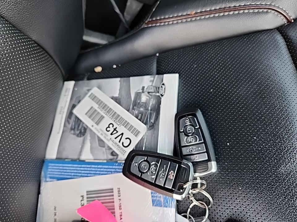 2023 Ford F-150 Lariat AWD