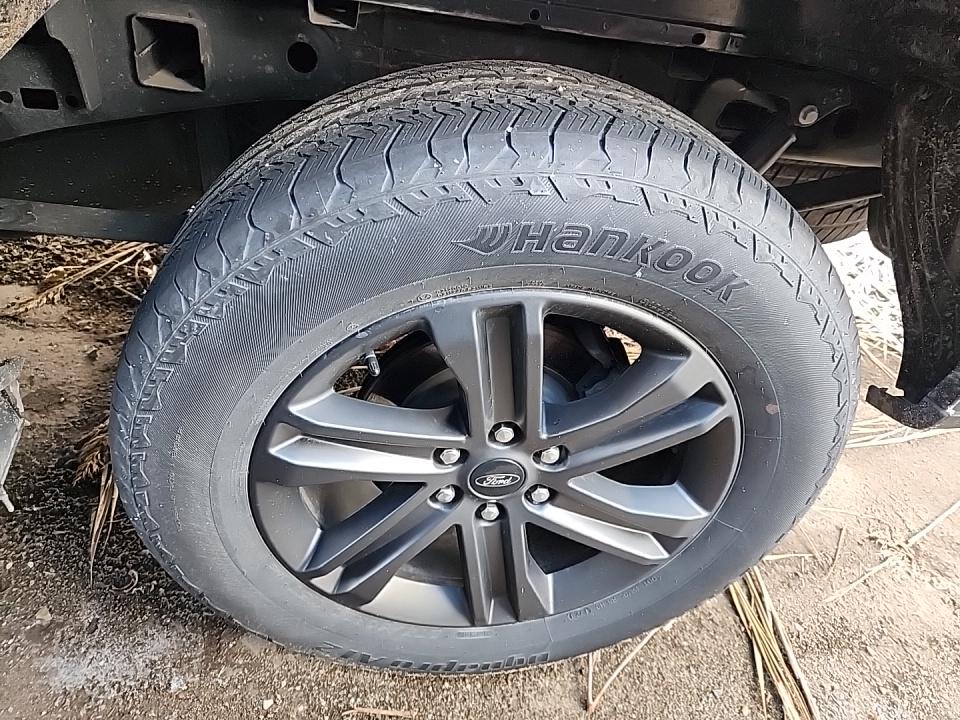 2023 Ford F-150 Lariat AWD