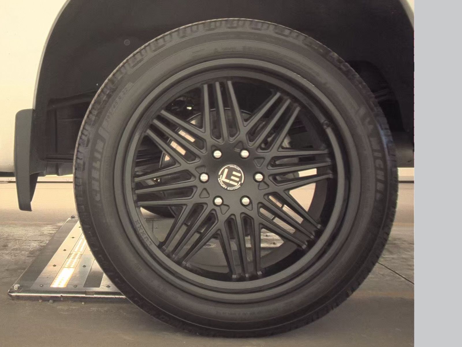 2023 Chevrolet Silverado 1500 RST AWD