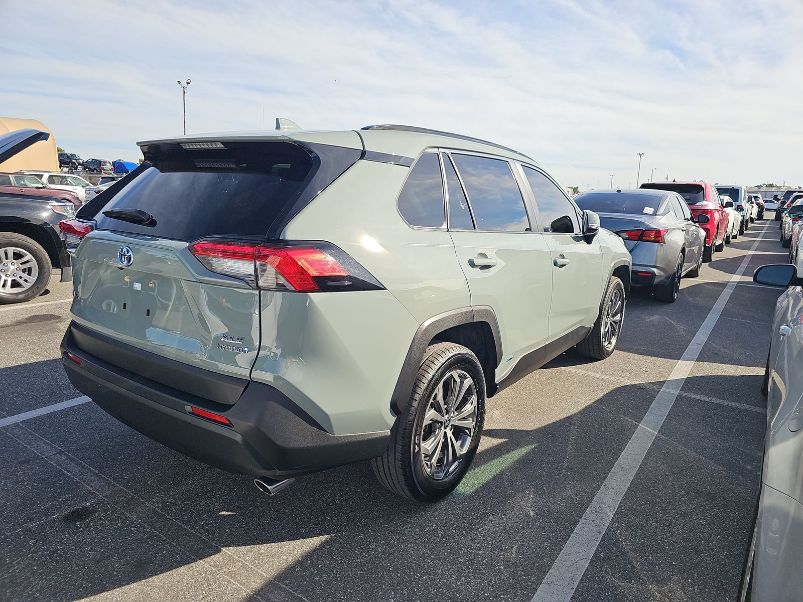 2022 Toyota RAV4 Hybrid XLE Premium AWD