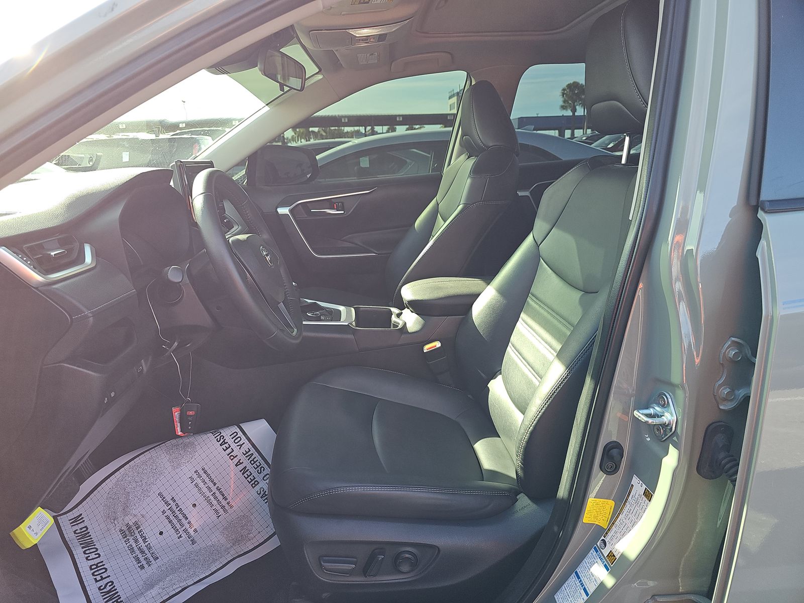 2022 Toyota RAV4 Hybrid XLE Premium AWD