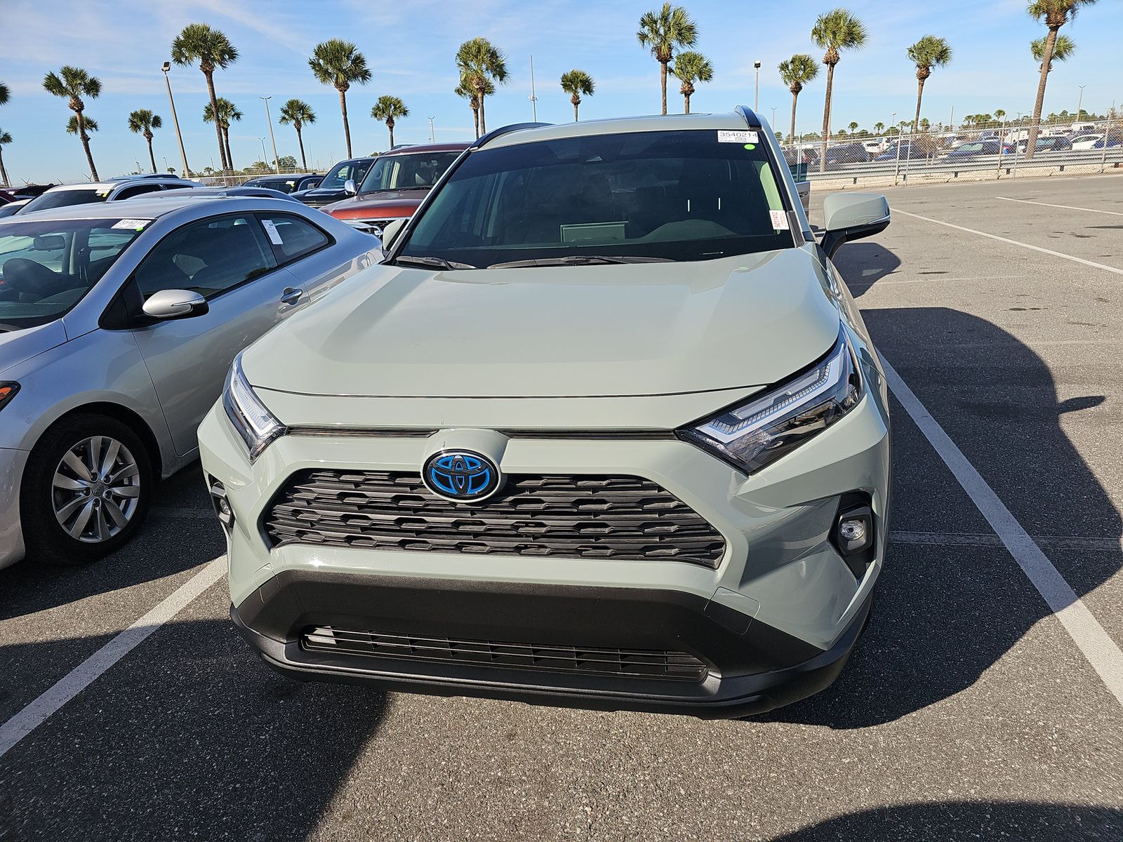 2022 Toyota RAV4 Hybrid XLE Premium AWD