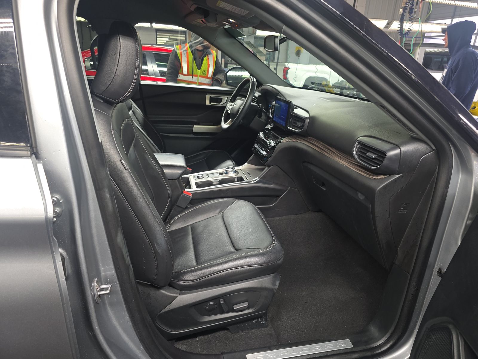 2023 Ford Explorer Limited AWD