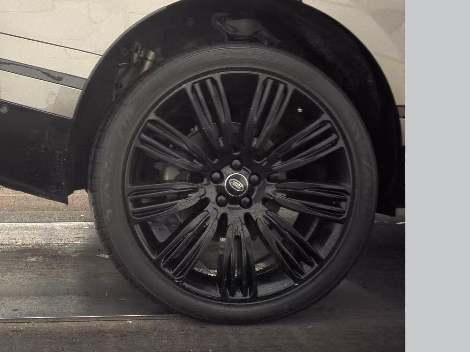 2019 Land Rover Range Rover Velar R-Dynamic HSE AWD