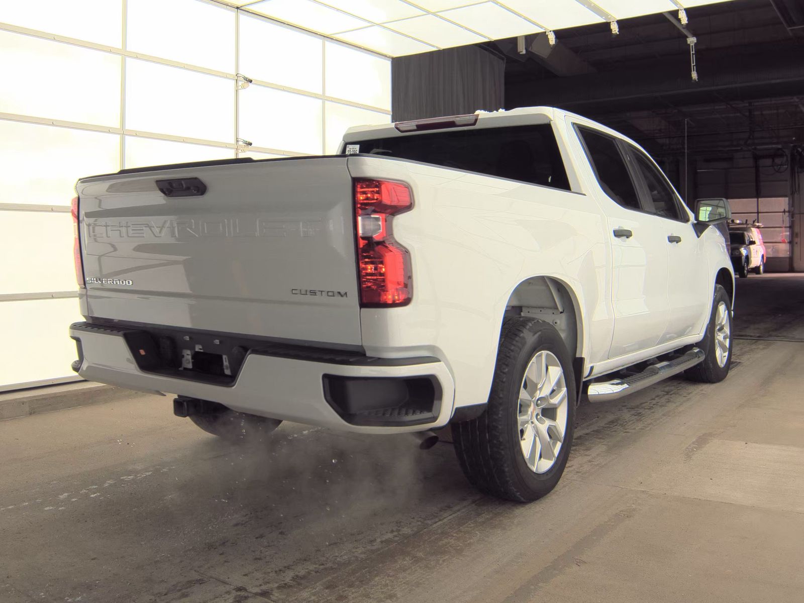 2025 Chevrolet Silverado 1500 Custom RWD