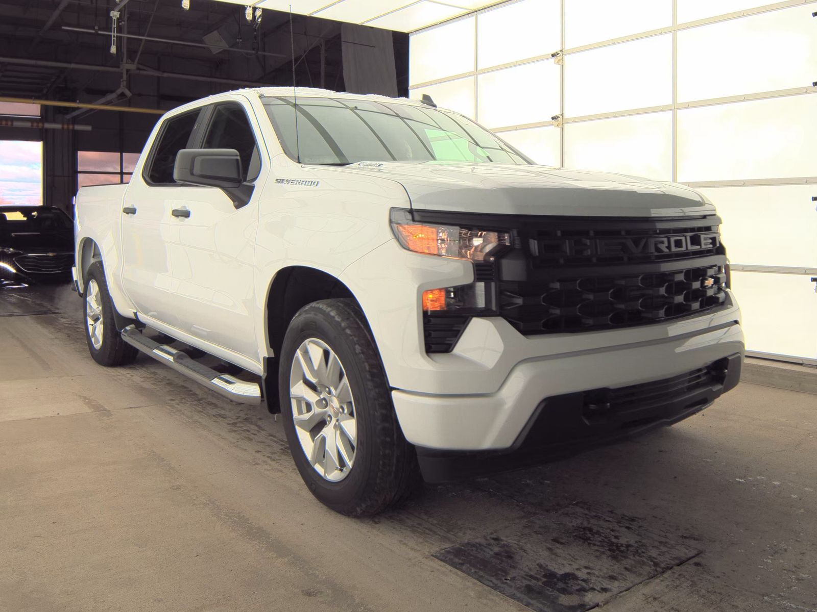 2025 Chevrolet Silverado 1500 Custom RWD