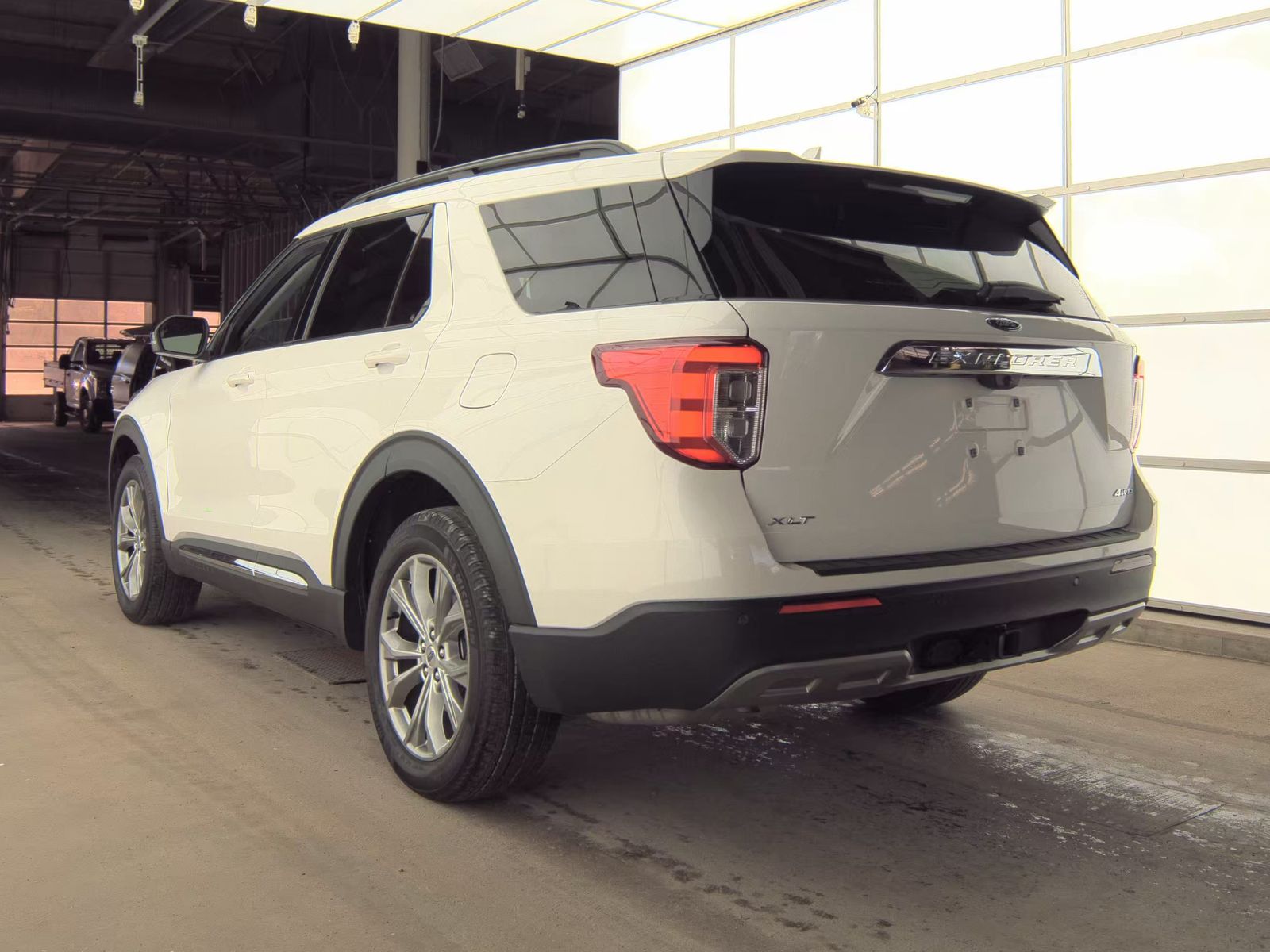 2023 Ford Explorer XLT AWD