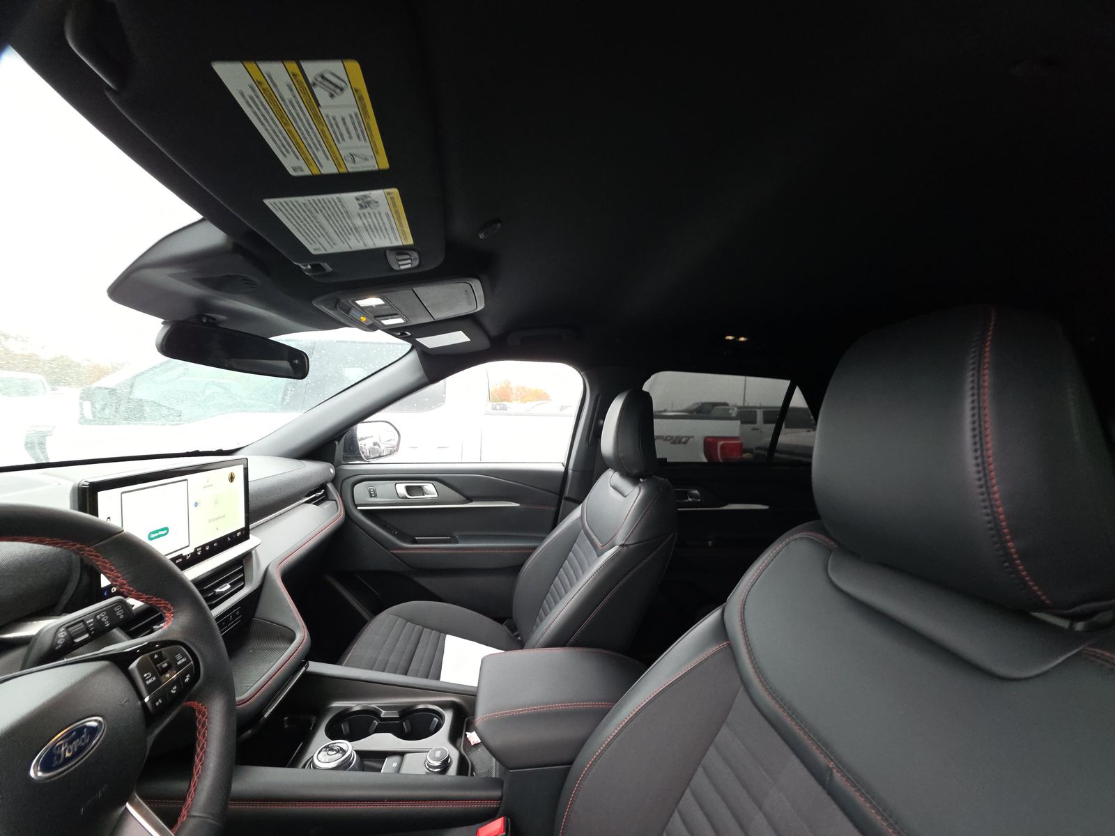 2025 Ford Explorer ST-Line AWD