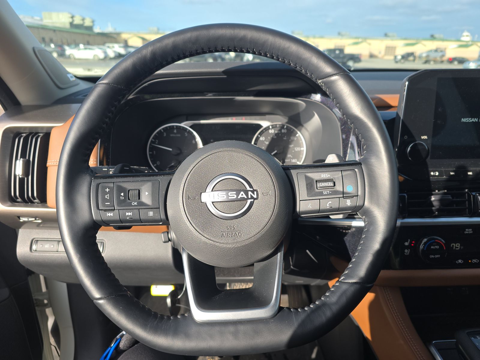 2022 Nissan Pathfinder Platinum AWD