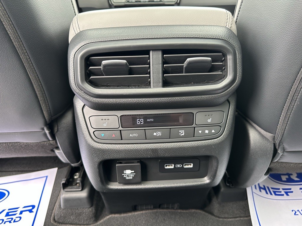 2023 Honda Pilot Elite AWD