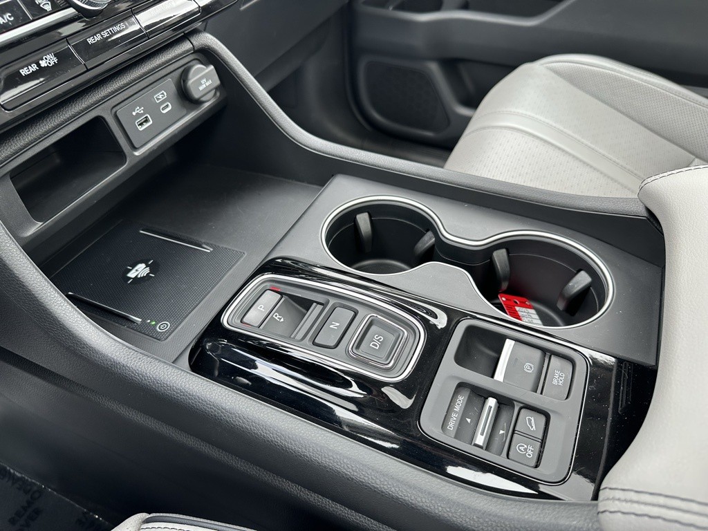 2023 Honda Pilot Elite AWD