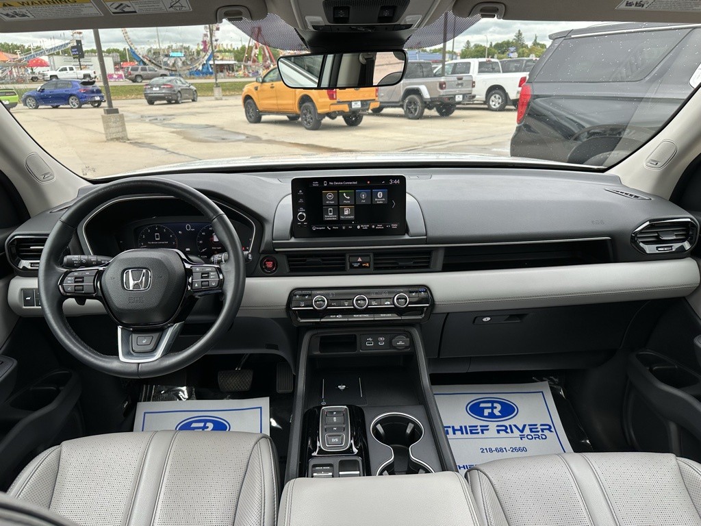 2023 Honda Pilot Elite AWD