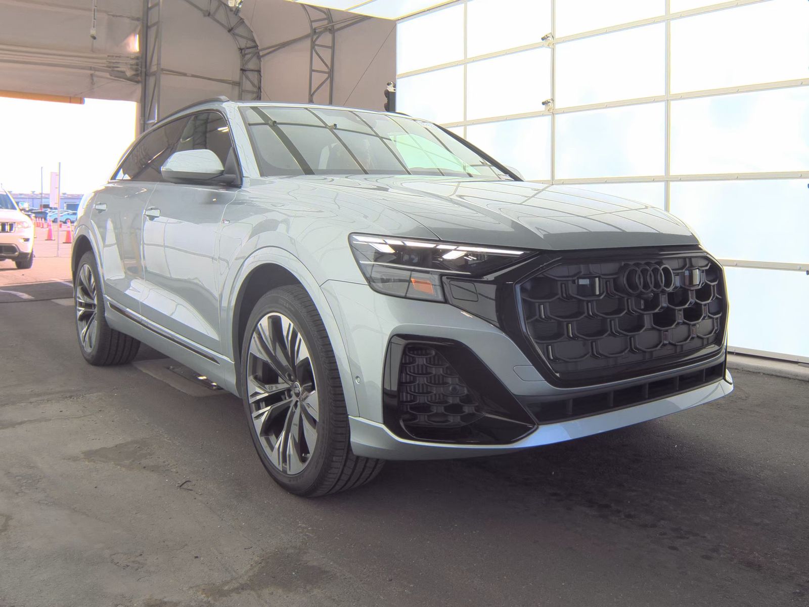 2025 Audi Q8 Premium Plus AWD