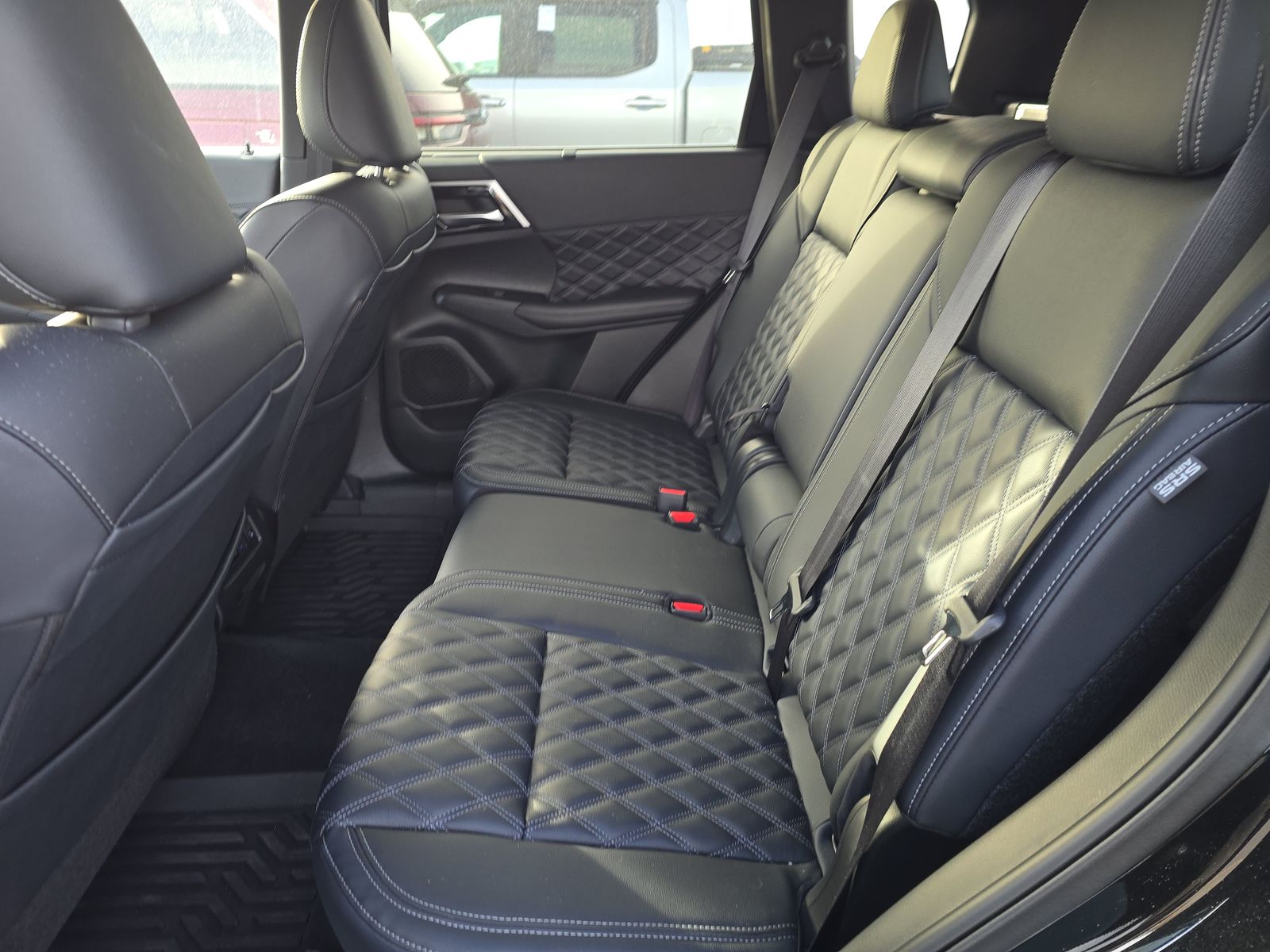 2024 Mitsubishi Outlander SEL Platinum Edition AWD