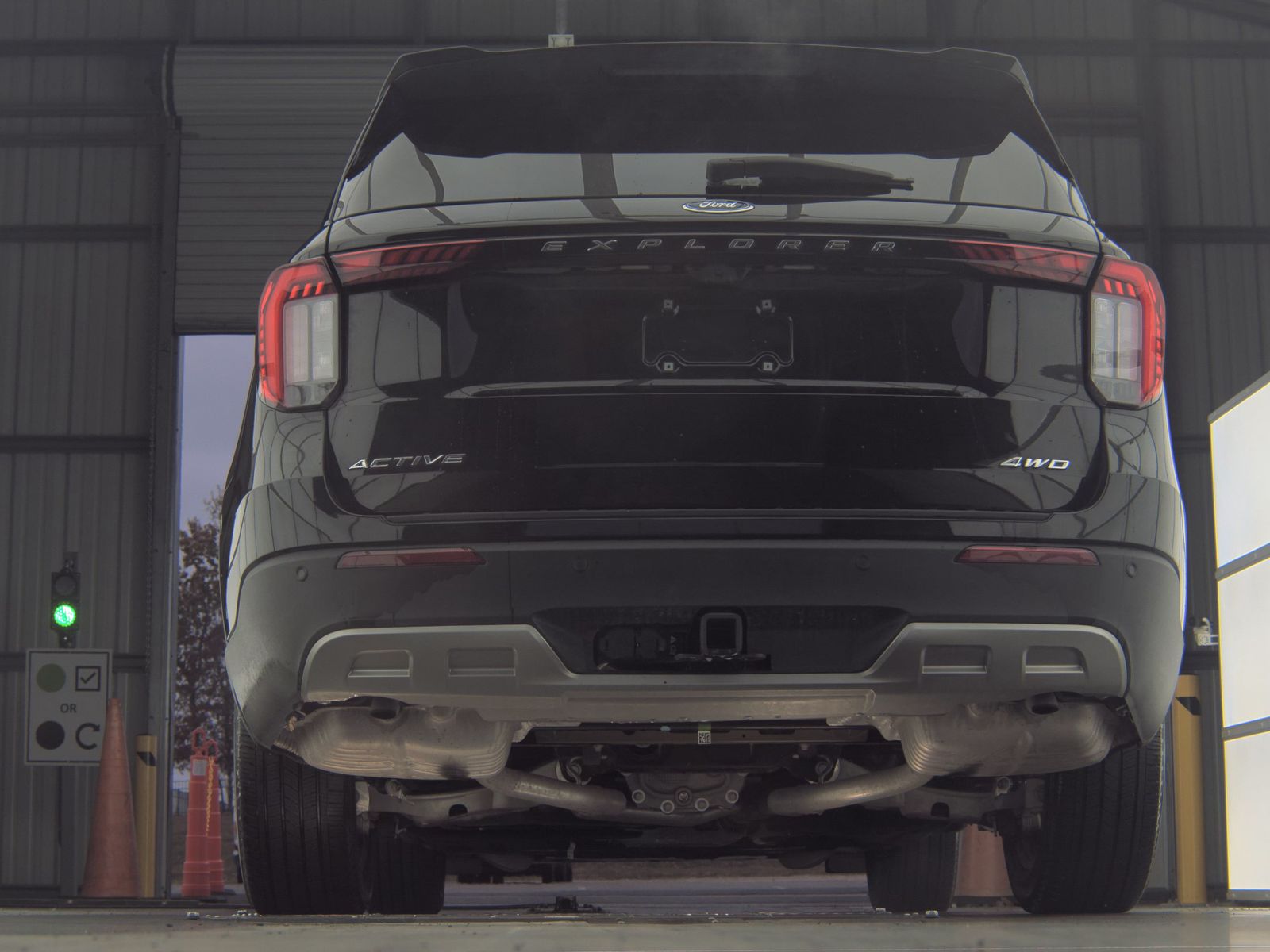 2025 Ford Explorer Active AWD