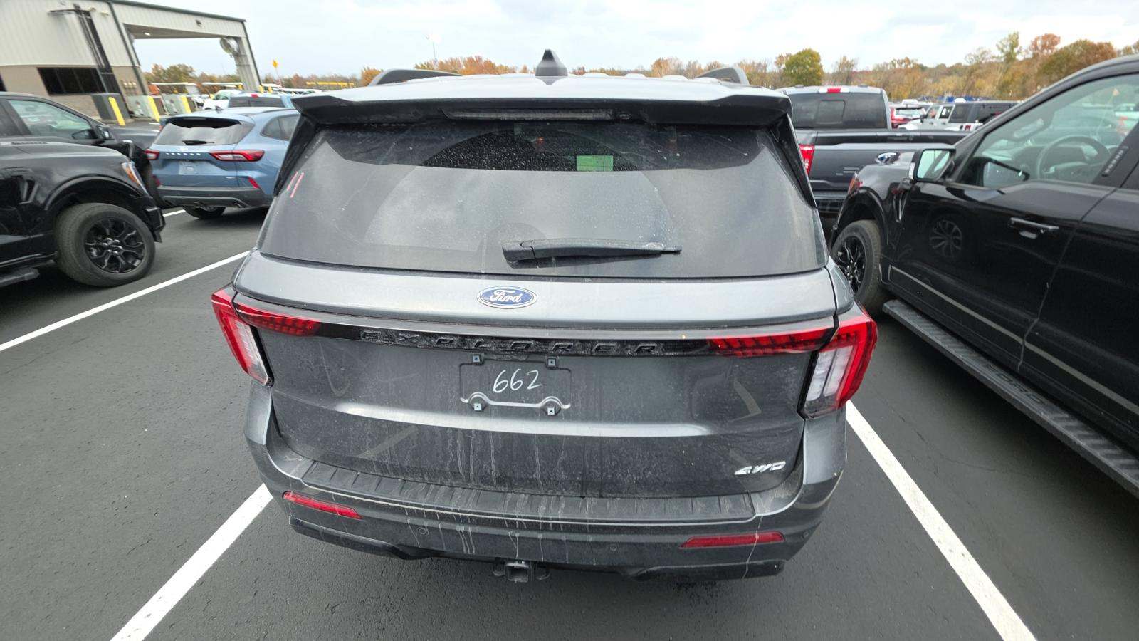 2025 Ford Explorer ST-Line AWD