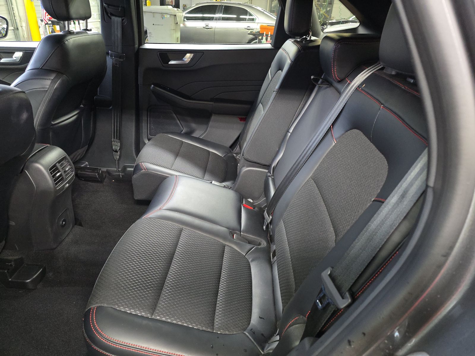 2025 Ford Escape Hybrid ST-Line Elite AWD