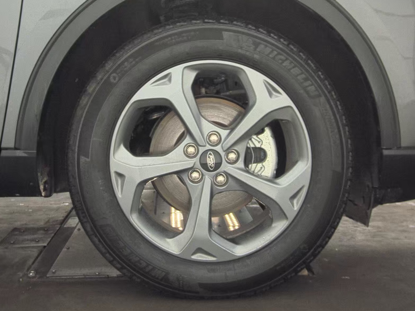 2025 Ford Escape Hybrid ST-Line Elite AWD