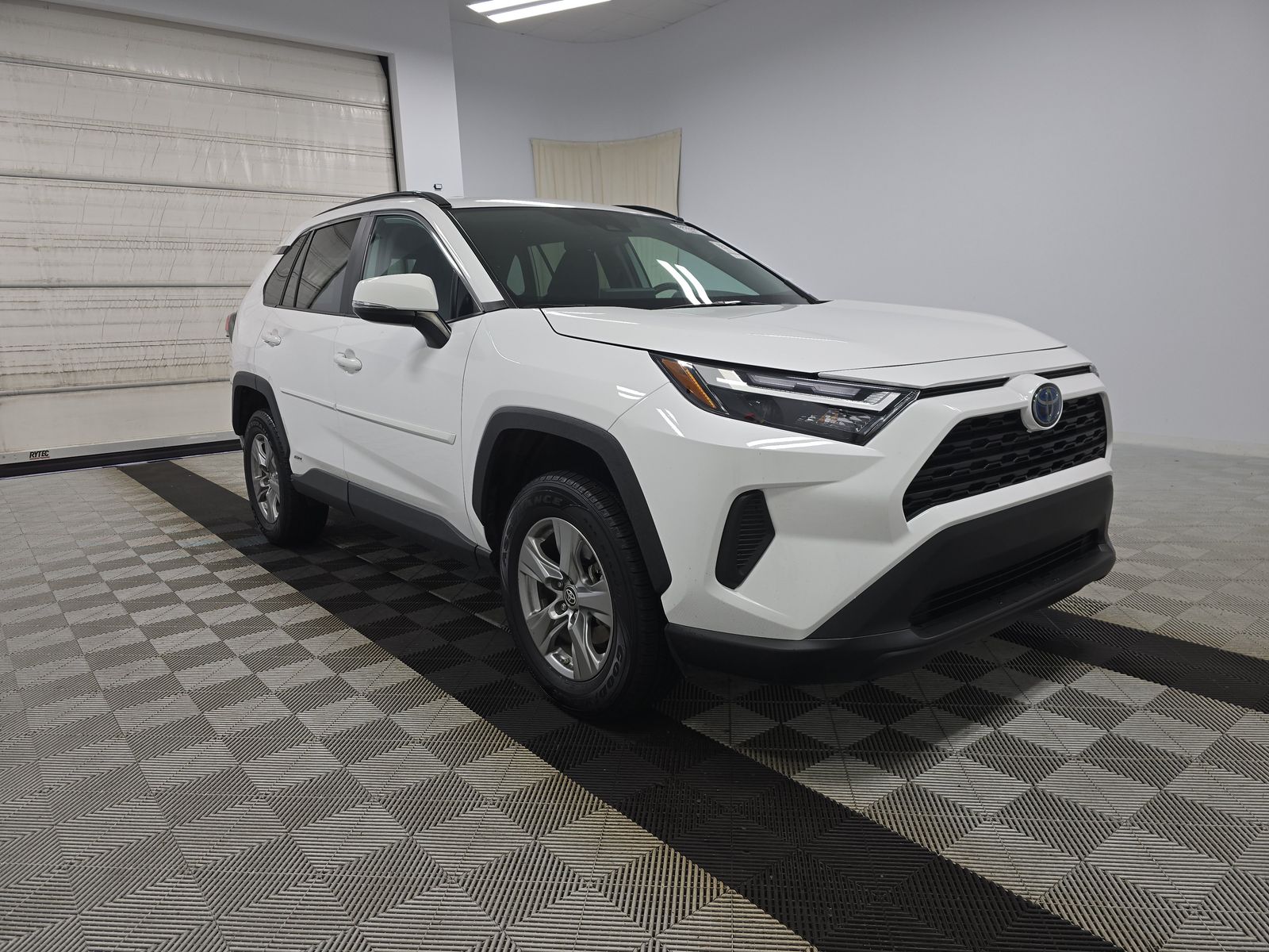 2024 Toyota RAV4 Hybrid LE AWD