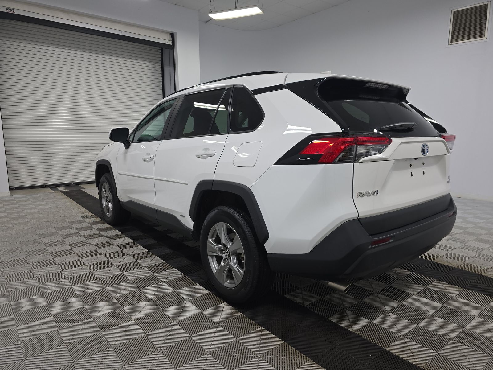 2024 Toyota RAV4 Hybrid LE AWD