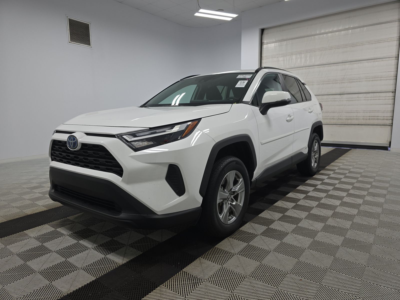 2024 Toyota RAV4 Hybrid LE AWD