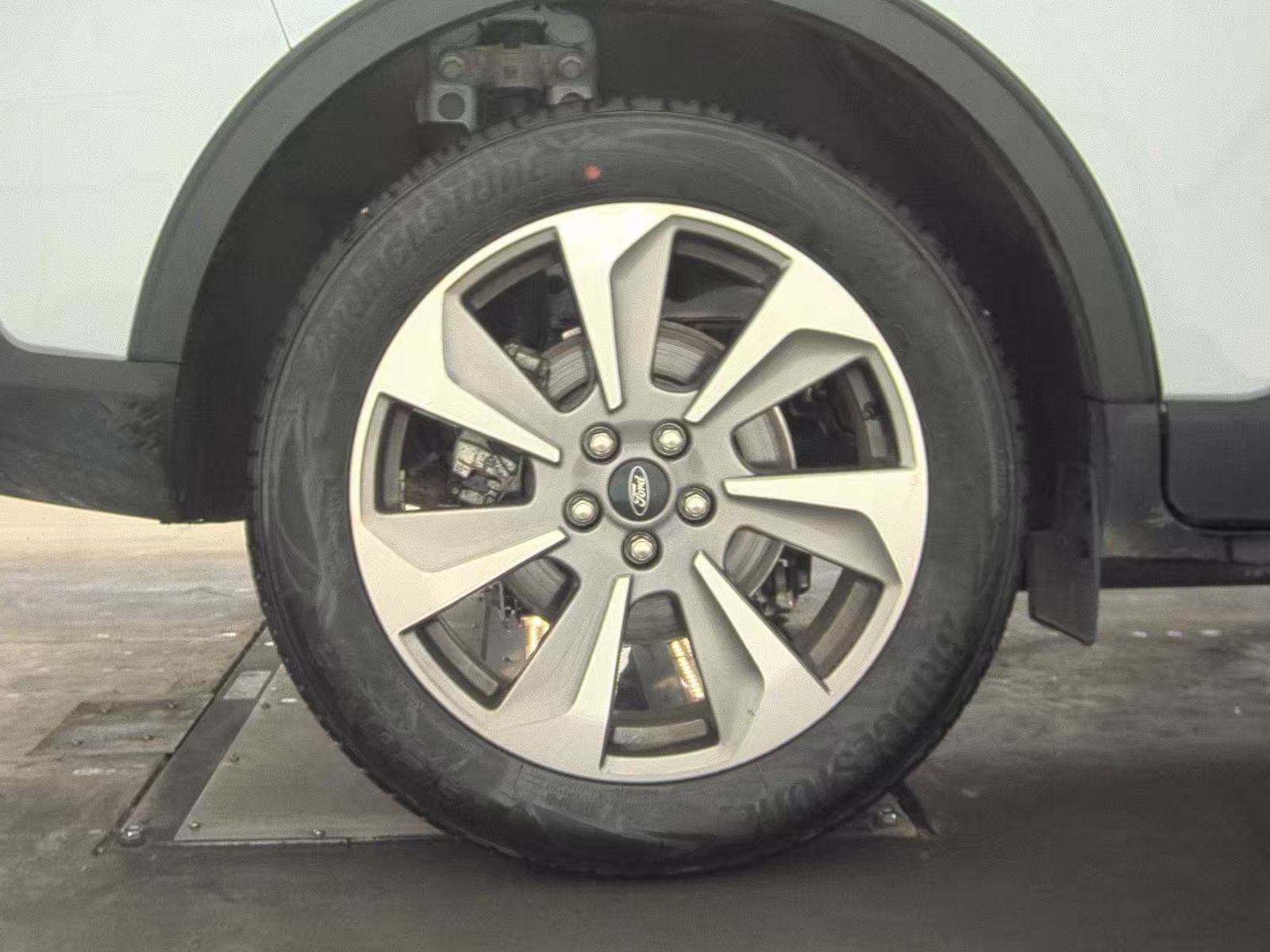 2025 Ford Escape Platinum AWD